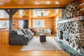 Country cottage on the banks of the Red River